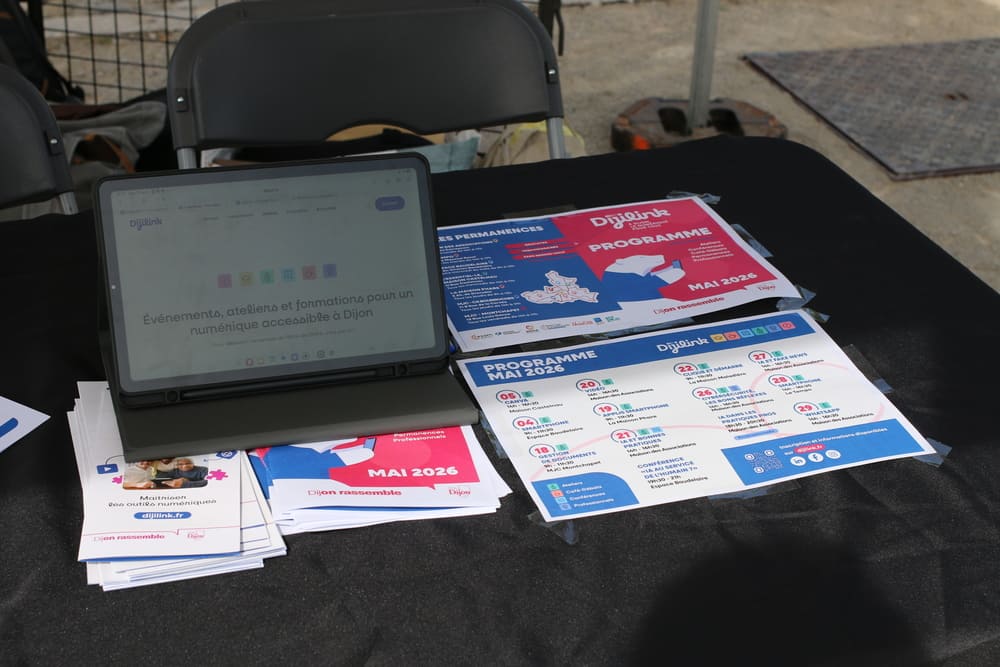 stand dijilink tablette et flye